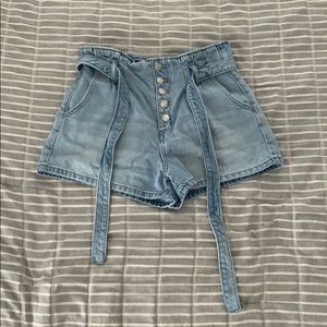 American Eagle Mom Short